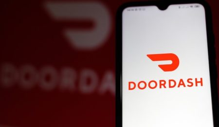 A Person Open DoorDash Mobile Apps to create a Refund Request Concept